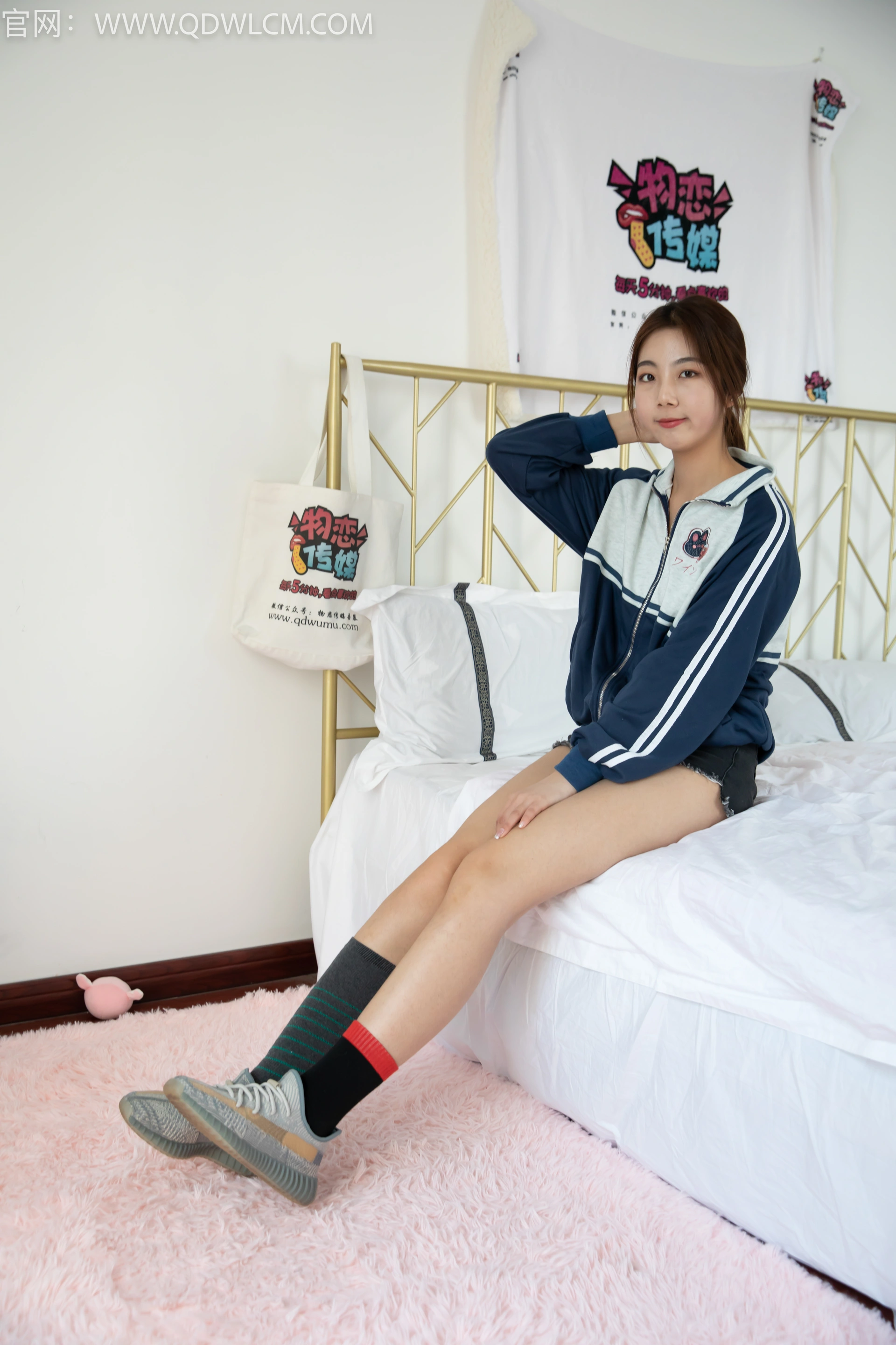 物恋传媒 NO.1232 心心-奔跑吧少女 2